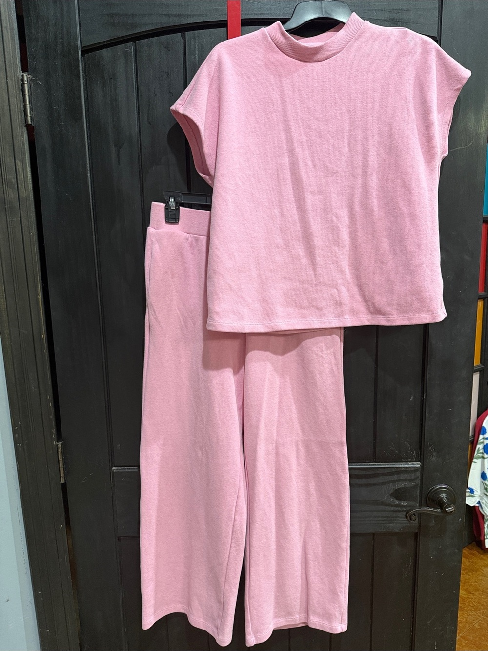 Women's Pink Two-Piece Pajama Set - Relaxed Lounge Top & Wide-Leg Pants
